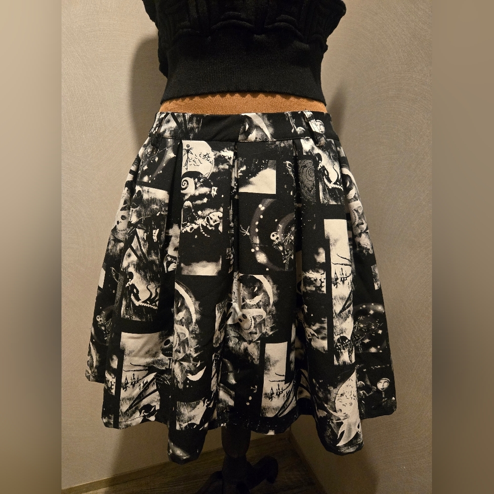Disney Monochrome Graphic Midi Skirt